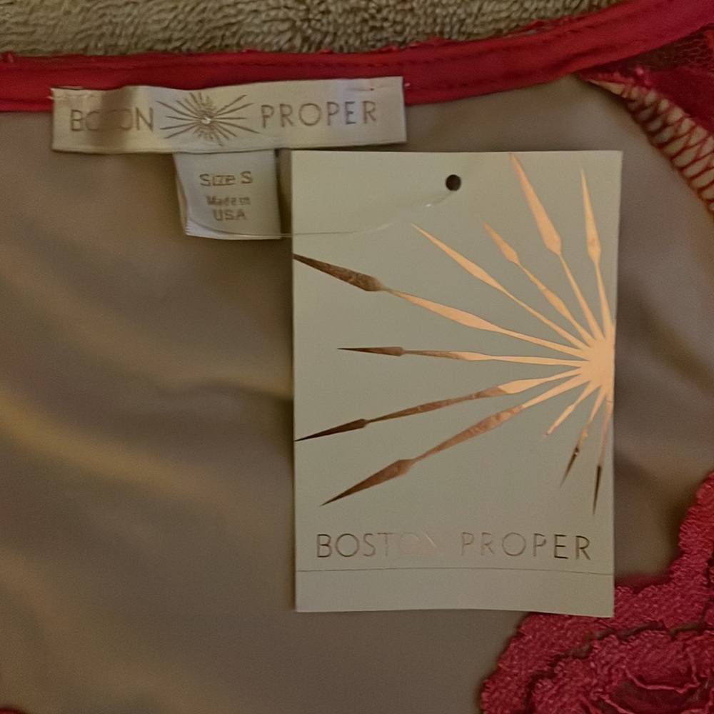 Beautiful Cap Sleeve Lace Top by Boston Proper Size Sm. Color is Forget Me Not - Picture 2 of 7